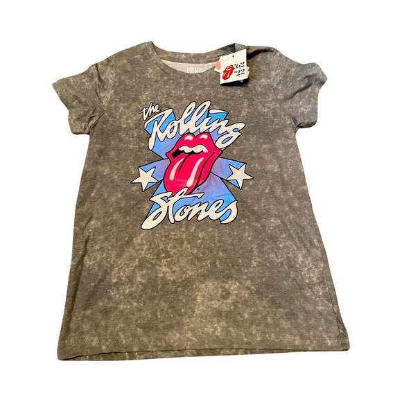 ⭐️ NWT Rolling Stones T-Shirt⭐️ - Picture 1 of 3